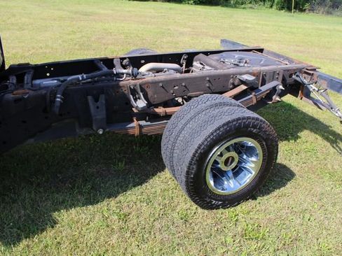 Used 2022 GMC Sierra 3500 SLE w/ SLE Convenience Package image 13