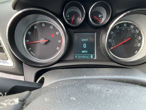 Used 2014 Buick Encore Premium image 26