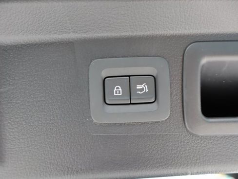 Used 2025 MAZDA CX-50 AWD 2.5 S w/ Premium Package image 24