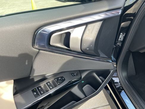 Used 2026 BMW X3 xDrive30 w/ M Sport Package image 19