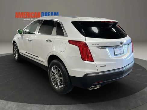 Used 2017 Cadillac XT5 Luxury w/ Driver Awareness Package AWD/4WD image 3