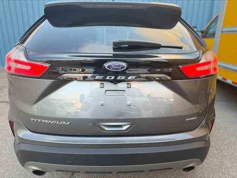 Certified 2024 Ford Edge Titanium image 4