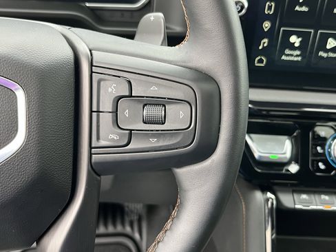 Used 2023 GMC Sierra 1500 AT4 w/ AT4 Preferred Package image 21