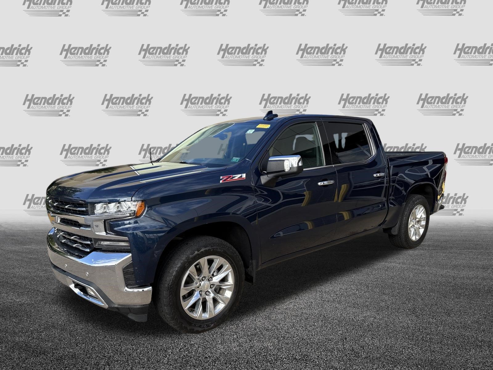 Used 2019 Chevrolet Silverado 1500 LTZ w/ LTZ Premium Package AWD/4WD image 5