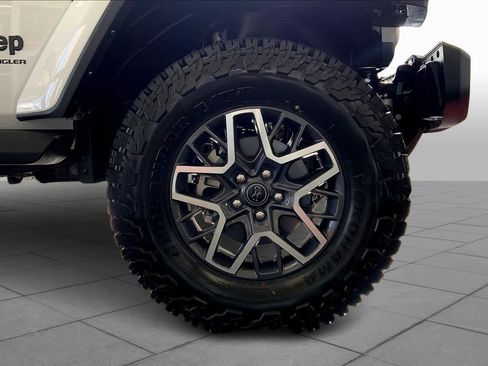 New 2025 Jeep Wrangler Sahara w/ Safety Group AWD/4WD image 7