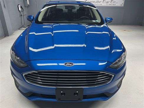 Used 2019 Ford Fusion SE FWD image 8