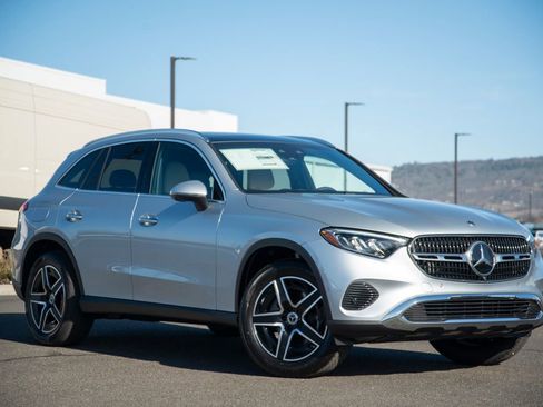 New 2026 Mercedes-Benz GLC 300 4MATIC image 3