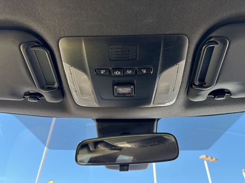 Used 2019 Toyota Corolla XSE image 36