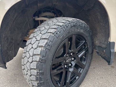 Used 2022 Chevrolet Silverado 1500 LT Trail Boss w/ Protection Package AWD/4WD image 25