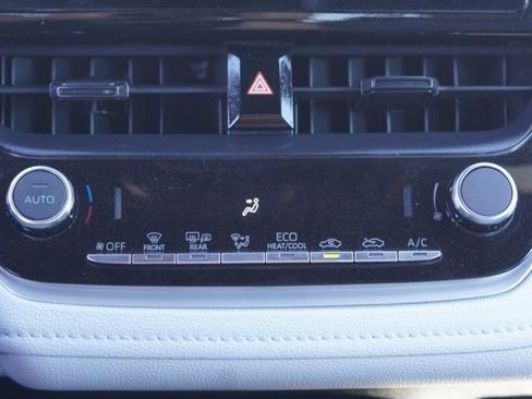 Certified 2023 Toyota Corolla SE w/ Carpet Mat Package (TMS) image 27