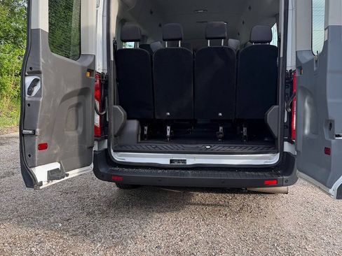 Used 2022 Ford Transit 350 XLT RWD image 6