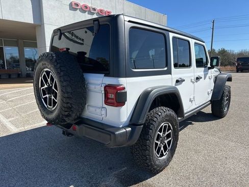 Certified 2025 Jeep Wrangler Unlimited Rubicon image 7