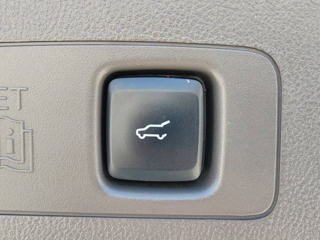 Certified 2022 Lincoln Corsair FWD w/ Equipment Group 101A image 13
