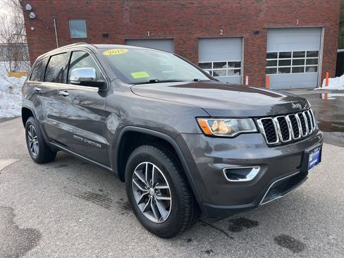 Used 2018 Jeep Grand Cherokee Limited image 7