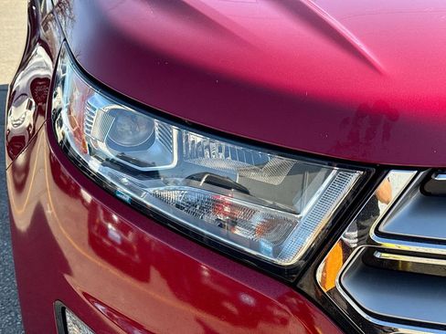 Used 2018 Ford Edge SEL w/ Equipment Group 201A image 38