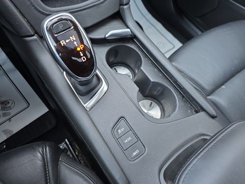 Used 2018 Cadillac XT5 Luxury w/ Driver Awareness Package image 24