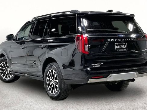 Used 2025 Ford Expedition Platinum AWD/4WD image 15