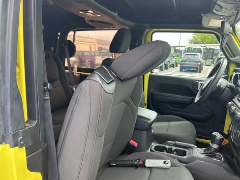 Used 2023 Jeep Wrangler Sport S image 23