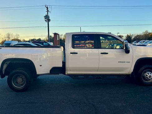 Used 2020 Chevrolet Silverado 3500 W/T w/ WT Fleet Convenience Package image 5