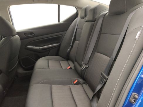 Used 2025 Nissan Altima 2.5 SV image 18