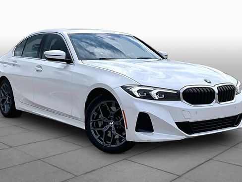 Used 2025 BMW 330i Sedan image 3