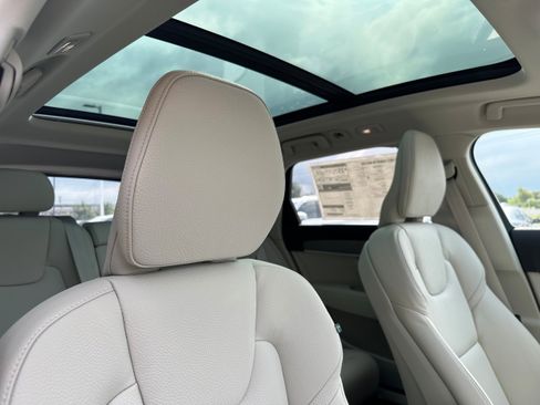 New 2025 Volvo V90 B6 Cross Country Plus w/ Protection Package Premier image 9