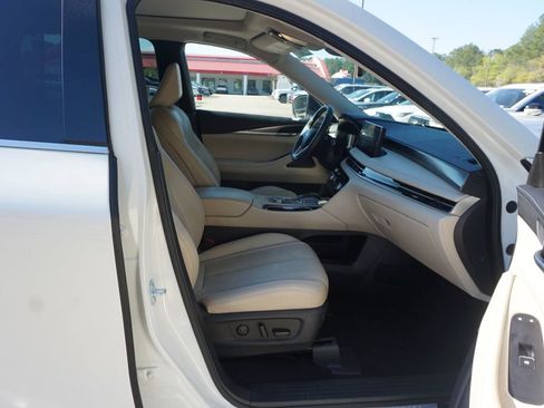 Used 2023 INFINITI QX60 Luxe w/ Cargo Package image 18