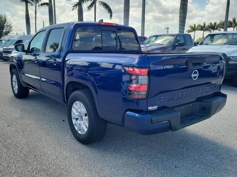 Used 2022 Nissan Frontier SV RWD image 4