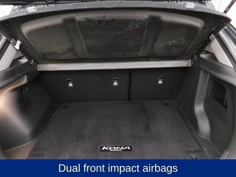 Used 2023 Hyundai Kona SE image 23