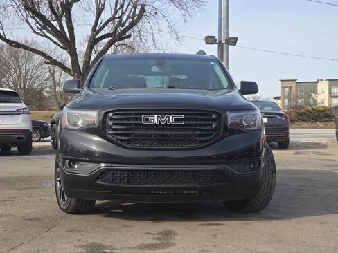Used 2019 GMC Acadia SLT w/ Black Edition image 5