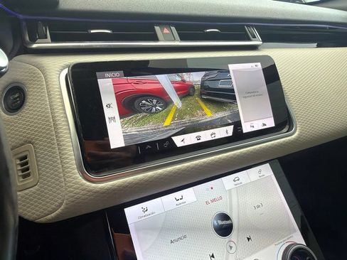 Used 2020 Land Rover Range Rover Velar R-Dynamic S AWD/4WD image 11
