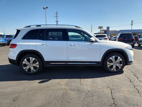 Certified 2024 Mercedes-Benz EQB 250+ image 5