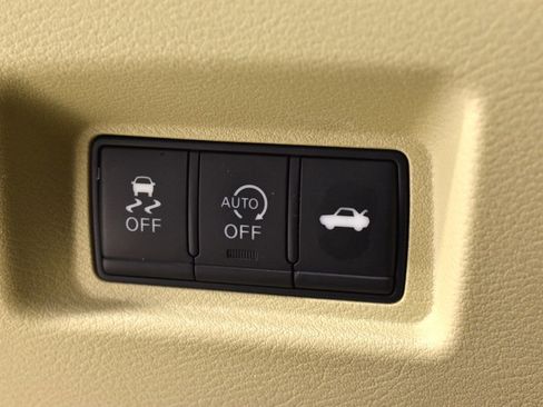 Used 2017 INFINITI Q50 Premium w/ 2.0T Premium Plus Package image 15