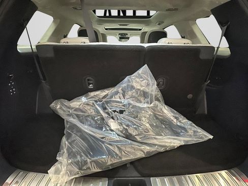 Used 2024 Hyundai Palisade Calligraphy image 21