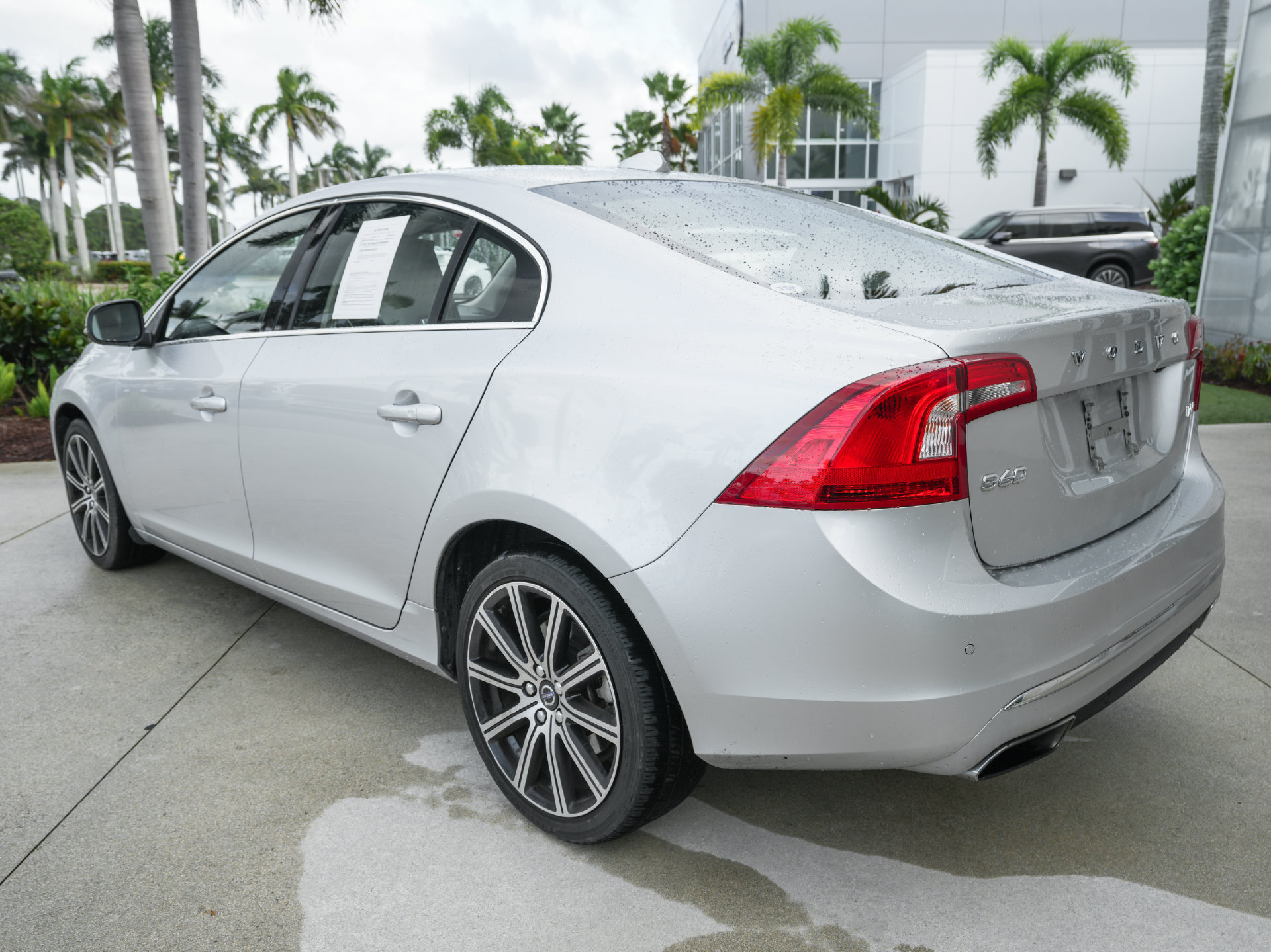 Used 2018 Volvo S60 T5 Inscription FWD image 16