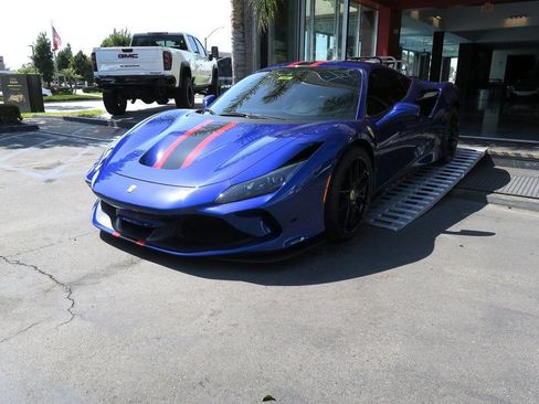 Used 2020 Ferrari F8 Tributo RWD image 42