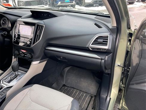 Used 2021 Subaru Forester Premium image 12