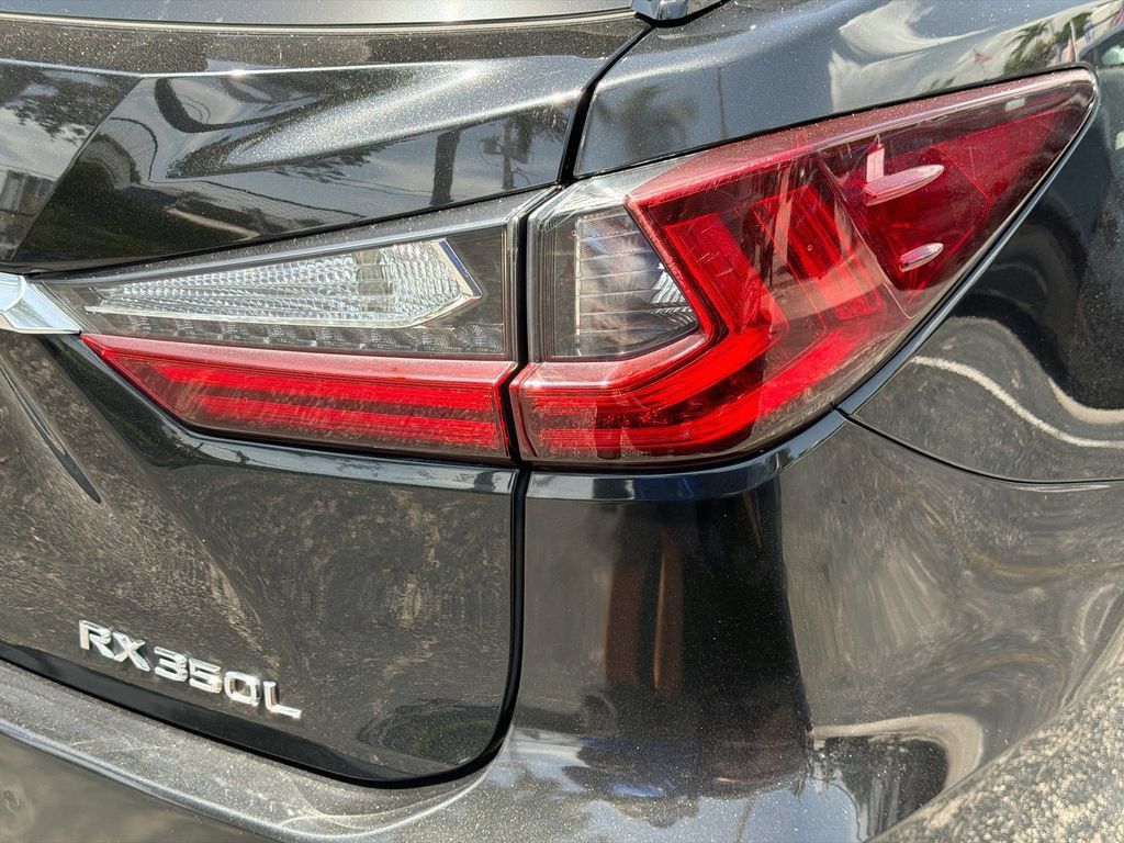 Used 2022 Lexus RX 350L Premium w/ Premium Package AWD/4WD image 28