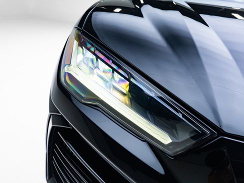 Used 2019 Lamborghini Urus AWD/4WD image 12