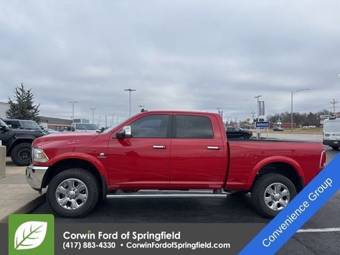 Used 2017 RAM 2500 Laramie w/ Convenience Group image 2