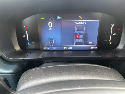 New 2025 Ford Maverick XLT w/ Equipment Group 301A image 32