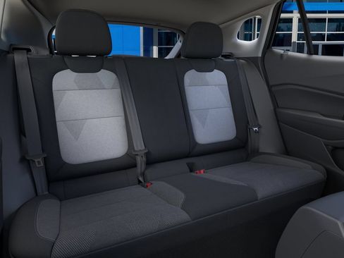 New 2026 Chevrolet Trax LS w/ LS Convenience Package FWD image 19