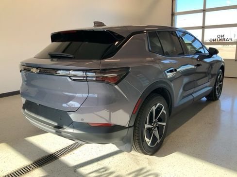 New 2026 Chevrolet Equinox EV LT w/ Comfort Package image 10