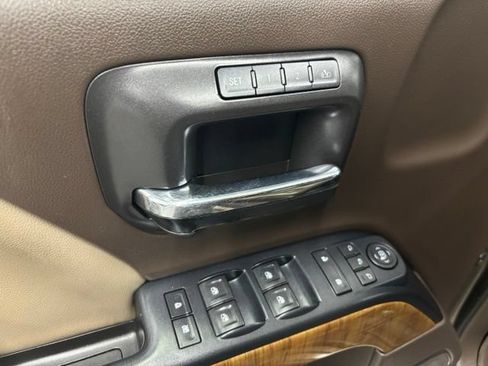 Used 2015 GMC Sierra 1500 SLT w/ SLT Crew Cab Value Package AWD/4WD image 15