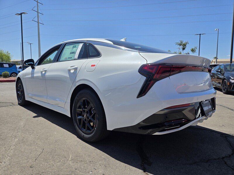 New 2026 Kia K5 LXS FWD image 4