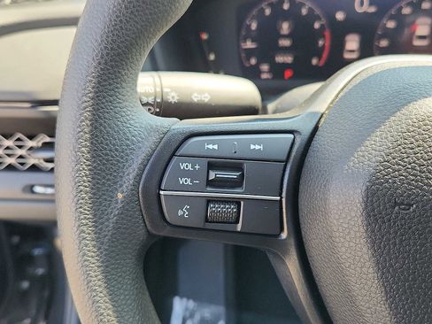 Certified 2023 Honda Accord LX image 20