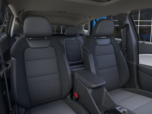 New 2026 Chevrolet Trax LT w/ Sunroof Package FWD image 16