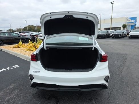 Used 2024 Kia Forte LXS image 19