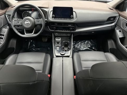 Used 2023 Nissan Rogue SV w/ SV Premium B Package AWD/4WD image 14