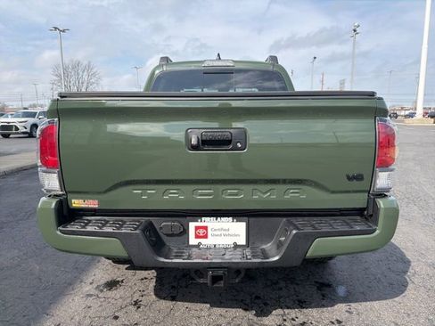 Certified 2022 Toyota Tacoma TRD Sport image 6